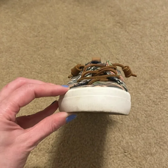 Sperry Plaid Top Slider 8 - Picture 9 of 13